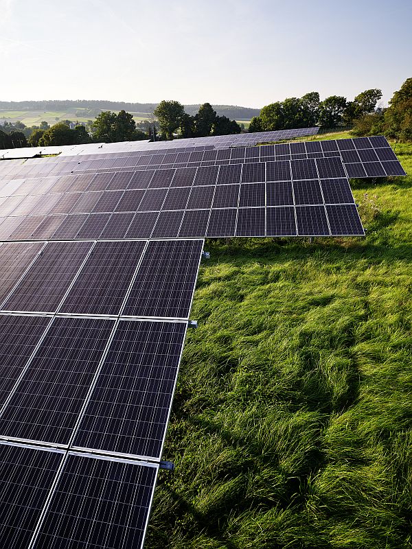 Der AIF ist bereits an vier Solarparks beteiligt. / Foto: christof@herdtfotografie