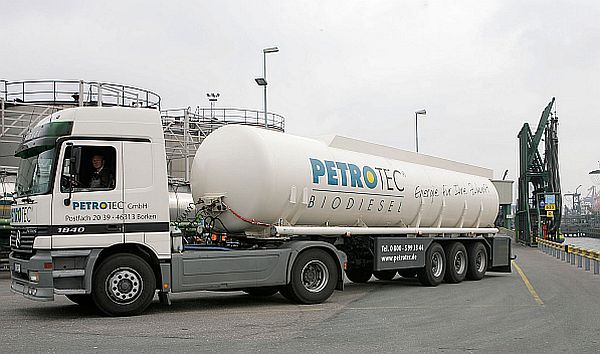 LKW der Petrotec AG- / Foto: Unternehmen