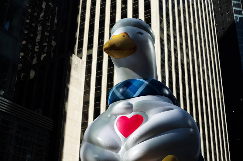 Verletzt keine Tierschutz-Prinzipien: Das Enten-Maskottchen des Versicherers Aflac. / Foto: imago images, Xinhua