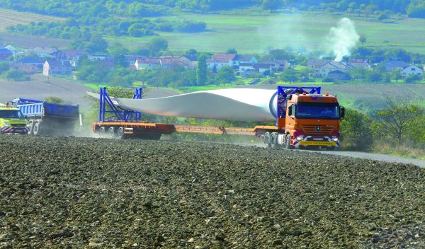Lieferung eines Flügels für ein Bauvorhaben der Abo Wind AG. / Foto: Unternehmen