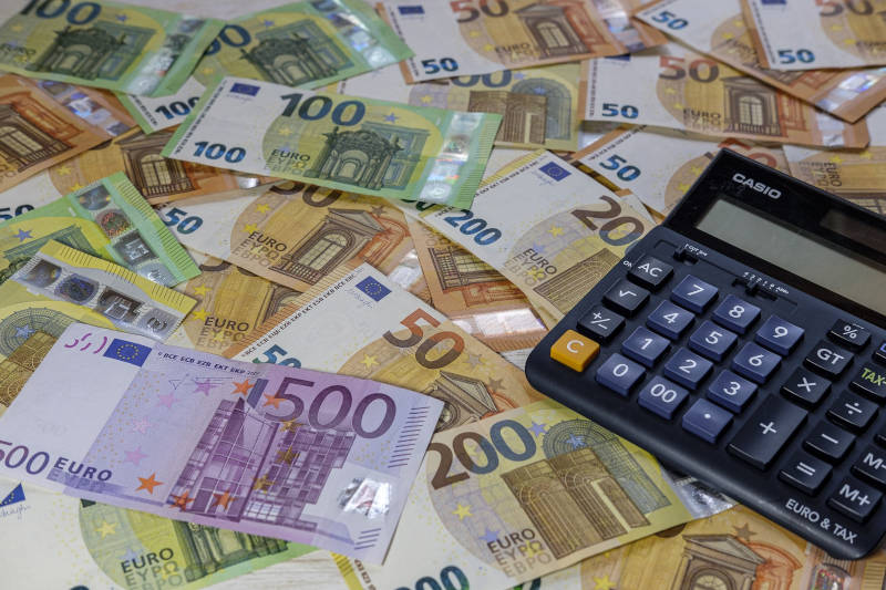 Haben Sie Depots bei mehreren Banken oder Händlern, können Sie einen Freistellungsauftrag aufteilen. / Foto: Pixabay