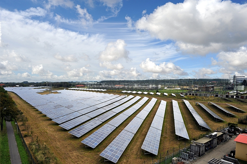 Der Solarpark Neuenhagen in Brandenburg hat eine Nennleistung von rund 3,3 MW und ist seit Juni 2012 in Betrieb. / Foto: Wattner