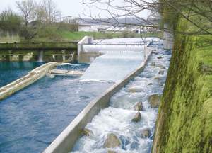 Ein Wasserkraft-Kreditprojekt der UmweltBank. Finanzierungen von Wind- und Wasserkraft legten im ersten Halbjahr 2015 zu. / Foto: Unternehmen