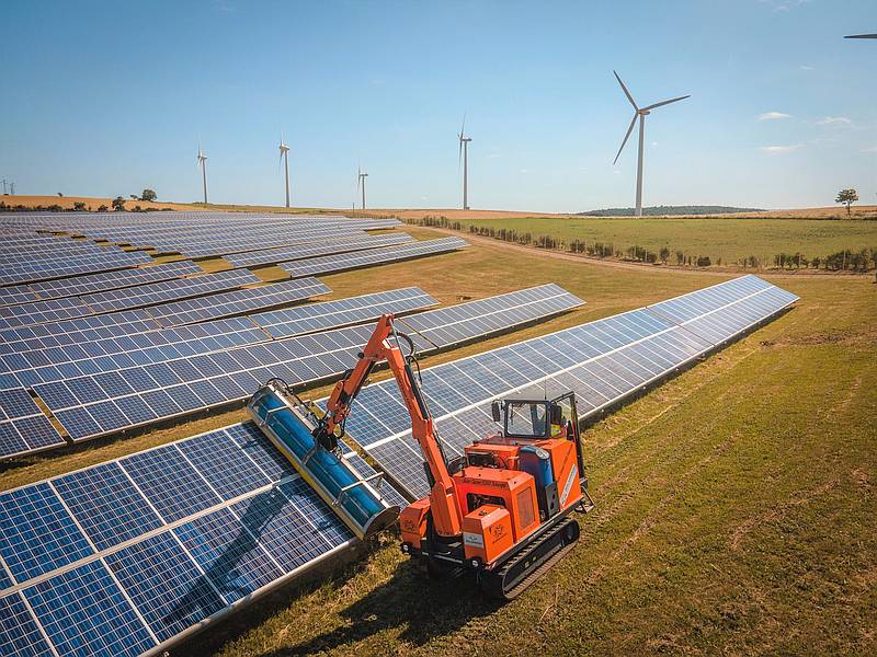 Wind- und Solarpark von Boralex. Das Unternehmen ist über mehrere Stromerzeugungstechnologien breit aufgestellt. / Foto: Boralex